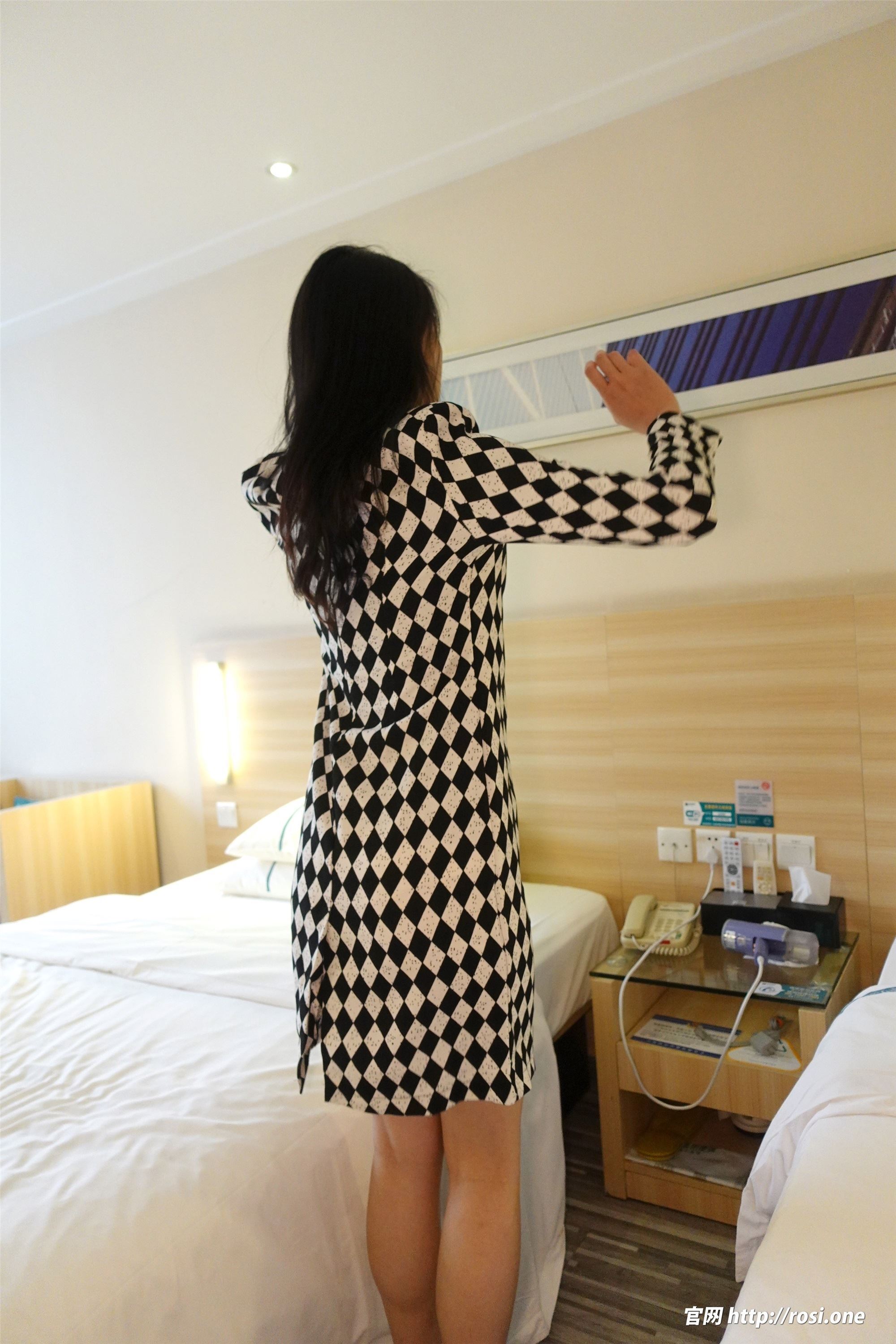 ROSI写真 2022.08.06 NO.3897